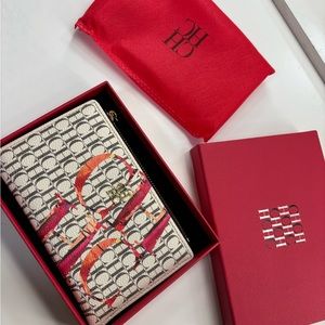 Carolina Herrera wallet